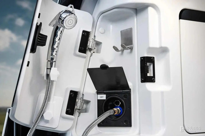 r Concept官图 堪称移动露营客厅pg电子中国现代Staria Campe(图4)